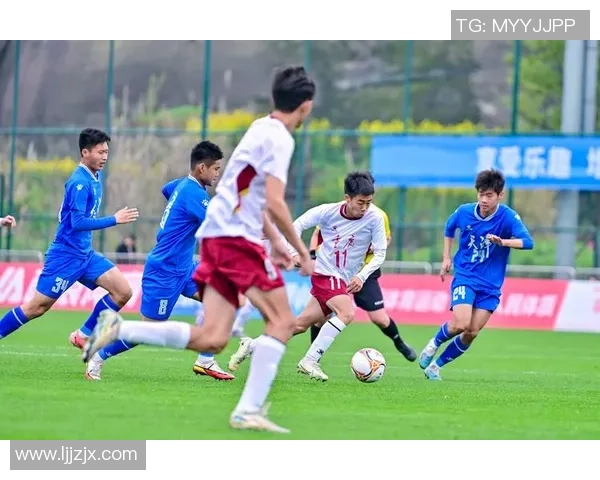 重庆足球队实力分析与发展潜力探讨